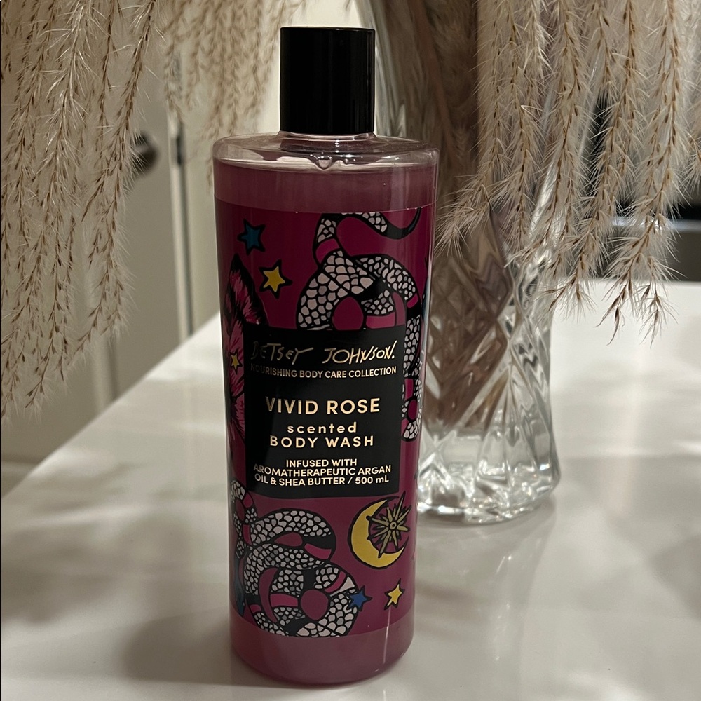 Betsey Johnson Vivid Rose Scented Body Wash